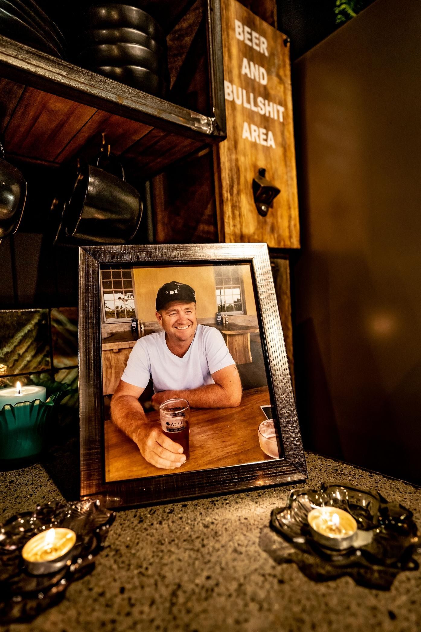 a candlelit photo of dave ❤️